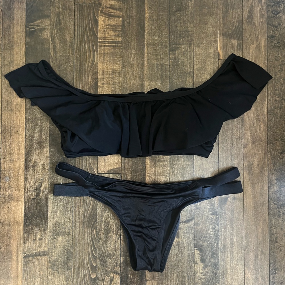 Victoria’s Secret Black Ruffle Bikini Set Size L